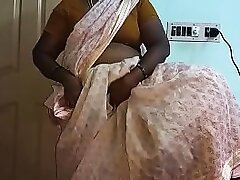 Indian Simmering Mallu Aunty Essential Selfie